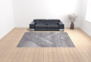 Homeroots 10' X 13' Ivory And Gray Geometric Power Loom Distressed Stain Resistant Area Rug  Polyester 513774