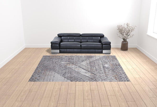 Homeroots 10' X 13' Ivory And Gray Geometric Power Loom Distressed Stain Resistant Area Rug  Polyester 513774