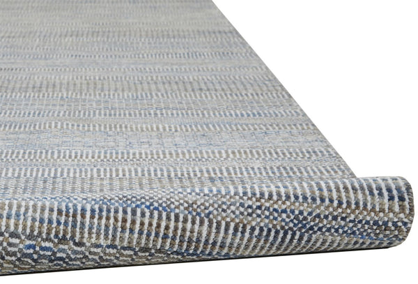 HomeRoots 5' Luxurious Hand-Knotted Wool Shag Area Rug in Silver and Brown – Perfect for Cozy Living Spaces 10' X 13' 513877