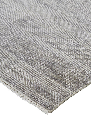 HomeRoots 5' Luxurious Hand-Knotted Wool Shag Area Rug in Silver and Brown – Perfect for Cozy Living Spaces 5' X 8' 513880