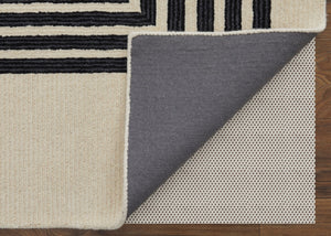 HomeRoots 4' Gray and Black Abstract Geometric Wool Area Rug – Hand-Tufted Artisan Design for Modern Spaces 5' X 8' 514380