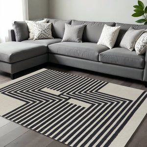 HomeRoots 4' Gray and Black Abstract Geometric Wool Area Rug – Hand-Tufted Artisan Design for Modern Spaces 8' X 10' 514381