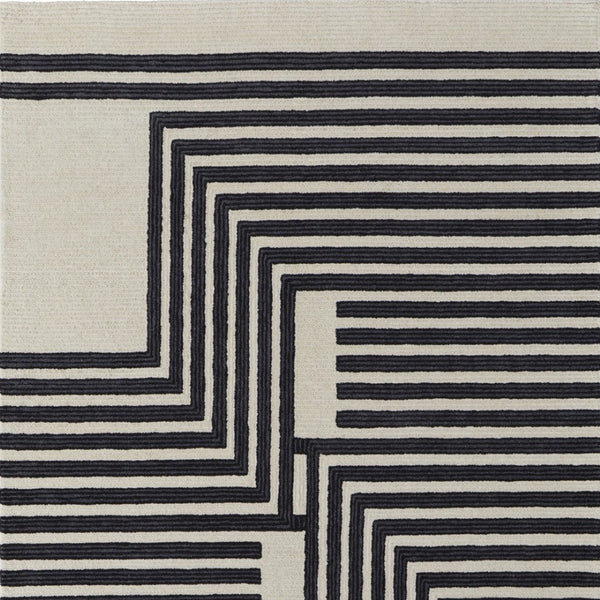 HomeRoots 4' Gray and Black Abstract Geometric Wool Area Rug – Hand-Tufted Artisan Design for Modern Spaces 9' X 12' 514382