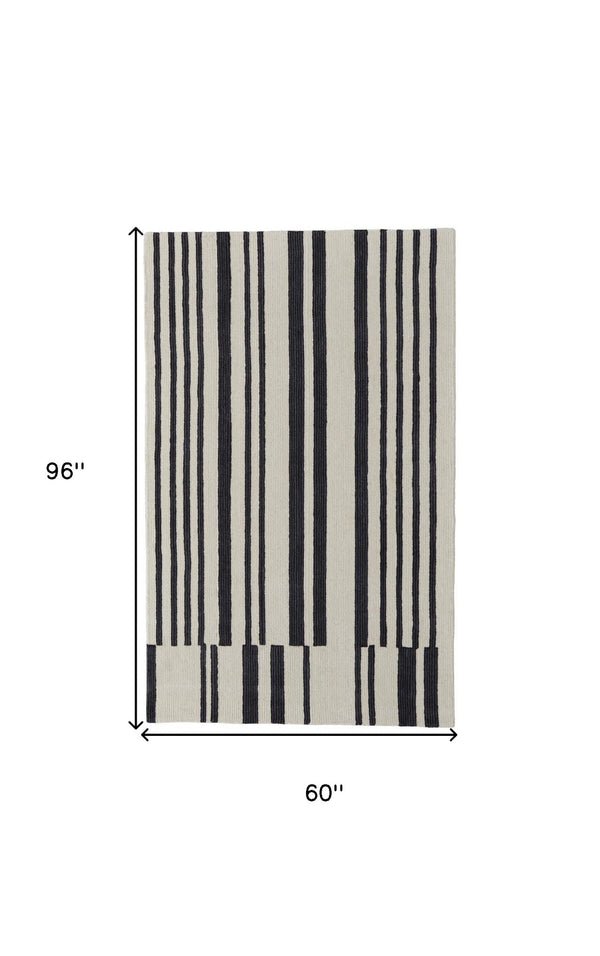 HomeRoots 4' Luxurious Ivory and Black Hand-Tufted Wool Abstract Area Rug for Modern Home Décor Elegance 5' X 8' 514387