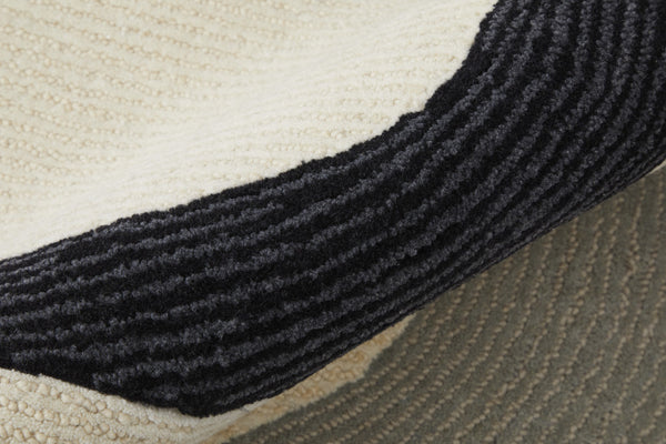 Homeroots 12' X 15' Ivory Gray And Black Wool Abstract Tufted Handmade Area Rug  Wool 514419