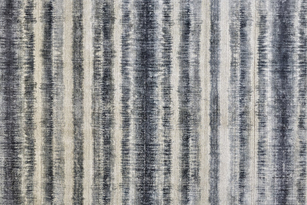 Homeroots 5' X 8' Ivory And Blue Abstract Hand Woven Area Rug Ivory,Blue Viscose 514450