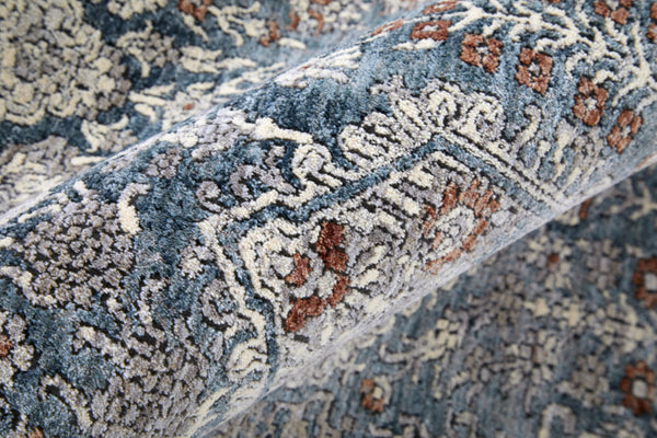 HomeRoots 5' Blue and Ivory Floral Area Rug - Durable Power Loom Design for Timeless Elegance in Any Space 12' Runner 514480