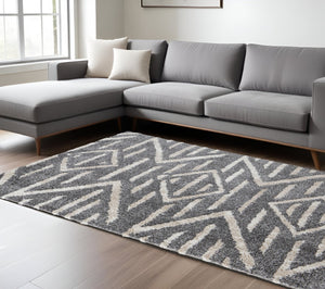 HomeRoots 4' Gray and Ivory Geometric Area Rug - Stain Resistant, Modern Design for Contemporary Spaces 9' X 12' 514501