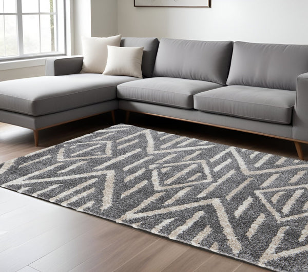 HomeRoots 4' Gray and Ivory Geometric Area Rug - Stain Resistant, Modern Design for Contemporary Spaces 9' X 12' 514501