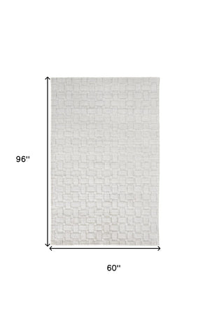 HomeRoots 4' Silver and White Striped Hand-Woven Area Rug - Elegant, Artisan-Made Soft Viscose for Any Space 5' X 8' 514743