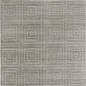 HomeRoots 4' Hand-Woven Gray and Silver Striped Area Rug – Artisan-Crafted for Elegance and Comfort in Any Space 5' X 8' 514750