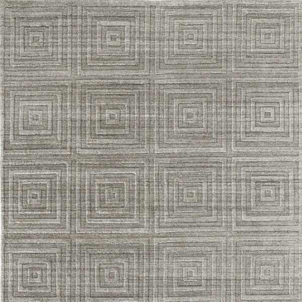 HomeRoots 4' Hand-Woven Gray and Silver Striped Area Rug – Artisan-Crafted for Elegance and Comfort in Any Space 5' X 8' 514750