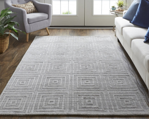 HomeRoots 2' Hand-Woven Gray and Silver Striped Area Rug - Timeless Elegance for Modern and Traditional Spaces 2' X 3' 514755