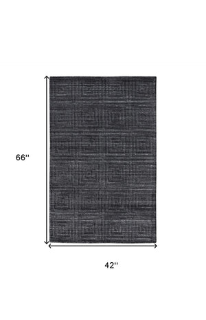 HomeRoots 4' Hand-Woven Gray and Black Geometric Area Rug – Contemporary Style, Soft Underfoot, Artisan Crafted 4' X 6' 514756