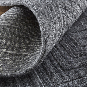 HomeRoots 2' Hand-Woven Gray and Black Geometric Area Rug - Unique Artisan Craftsmanship for Cozy Spaces 2' X 3' 514762