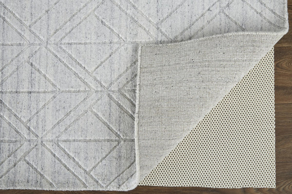 HomeRoots 4' Modern Hand-Woven Area Rug in White and Silver Geometric Design for Chic Home Décor Style 10' X 14' 514781