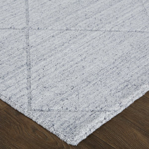HomeRoots 4' Hand-Woven Gray and Silver Striped Area Rug - Elegant, Durable, and Unique for Any Space 8' X 10' 514793