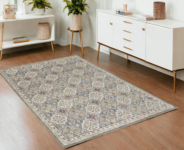 HomeRoots 4' Taupe & Ivory Hand-Tufted Wool Patchwork Area Rug - Cozy, Durable & Stylish for Every Space 4' X 6' 514798