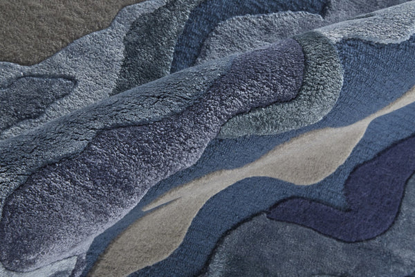 HomeRoots 5' Plush Hand-Tufted Wool Area Rug with Abstract Blue and Gray Design for Modern Home Decor 5' X 8' 514870