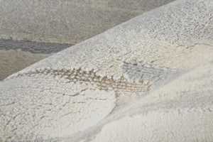 HomeRoots 4' Stylish Brown and Ivory Distressed Area Rug – Versatile, Low-Maintenance Comfort for Any Space 7' X 10' 514918