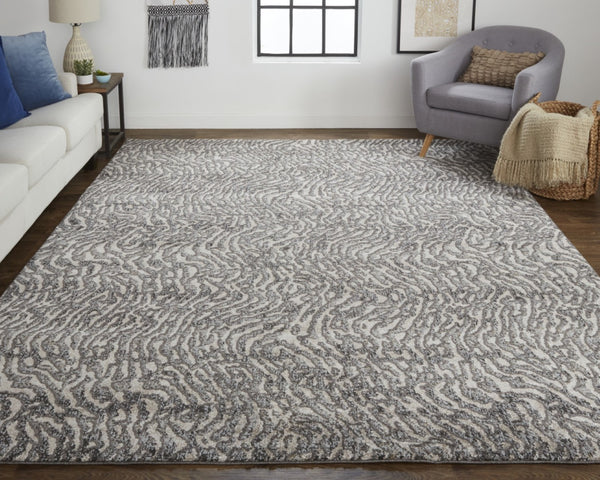 HomeRoots 4' Gray and Ivory Abstract Area Rug - Stylish, Stain-Resistant Power Loom Design for Modern Homes 4' X 6' 514955