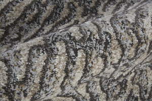 HomeRoots 4' Gray and Ivory Abstract Area Rug - Stylish, Stain-Resistant Power Loom Design for Modern Homes 4' X 6' 514955