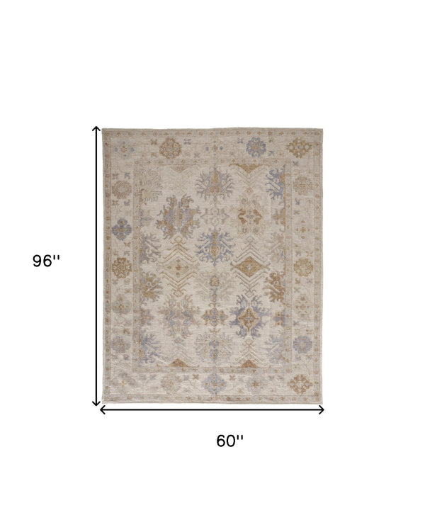 Homeroots 5' X 8' Ivory And Blue Floral Hand Knotted Area Rug  Pet 514964