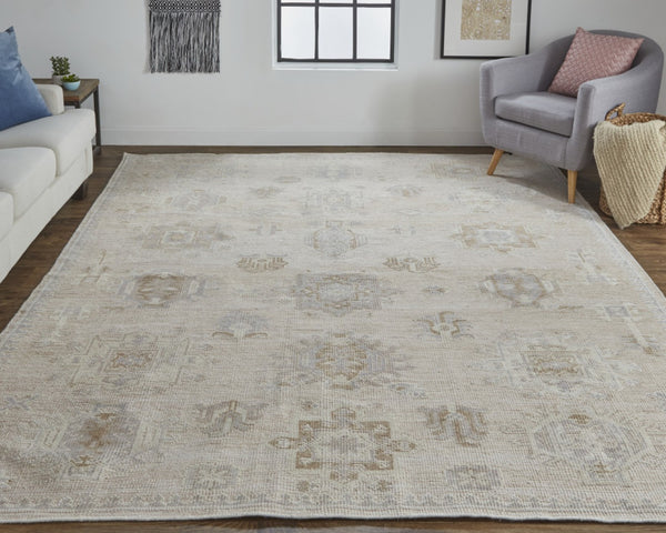 HomeRoots 4' Floral Hand-Knotted Area Rug in Tan and Brown - Timeless Charm for Living Spaces or Bedrooms 9' X 12' 514994
