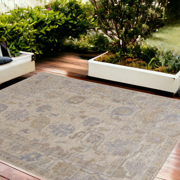 Homeroots 12' X 15' Beige And Blue Medallion Distressed Indoor Outdoor Area Rug  100% Pet 515003