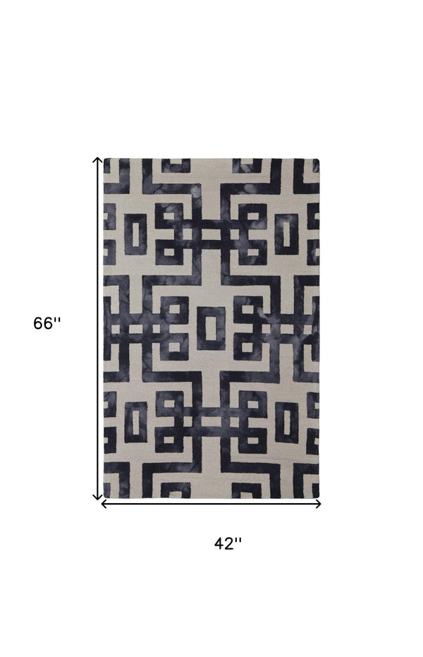 Homeroots 4' X 6' Ivory And Black Wool Tufted Handmade Area Rug  Wool 515241
