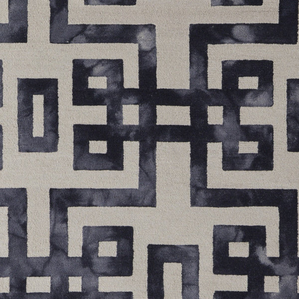 Homeroots 5' X 8' Ivory And Black Wool Tufted Handmade Area Rug  Wool 515242