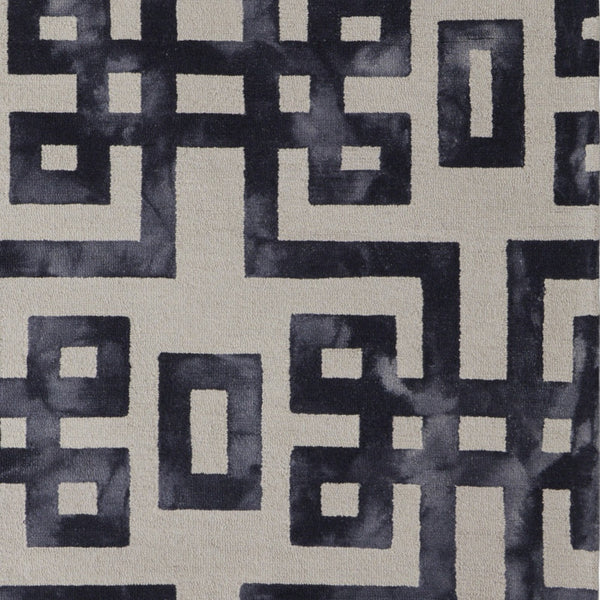 Homeroots 8' X 11' Ivory And Black Wool Tufted Handmade Area Rug  Wool 515243