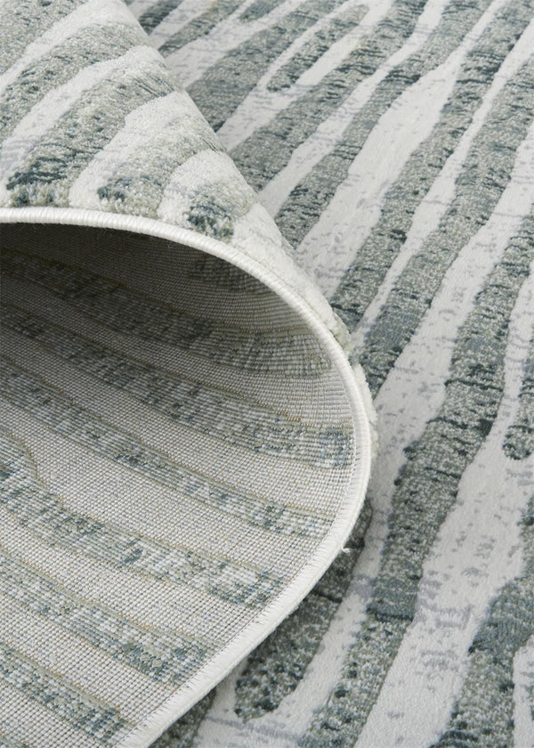 Homeroots 8' X 10' Gray And Ivory Striped Distressed Non Skid Area Rug  Polypropylene 515321