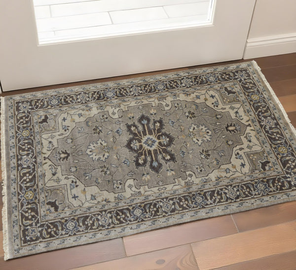 HomeRoots 5' Hand-Knotted Wool Medallion Area Rug in Beige, Blue & Gray - Timeless Style for Any Space 2' X 3' 515526