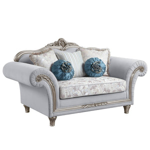 HomeRoots 76" Light Gray Linen Loveseat with Platinum Accents & Toss Pillows - Stylish Comfort for Any Space 515726
