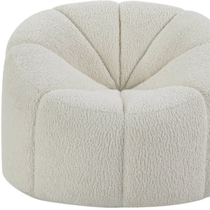 Homeroots 38" White And Black Sherpa Swivel Barrel Chair   515752