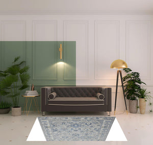 Homeroots 5' X 7' Blue Floral Area Rug  Polyester 515818