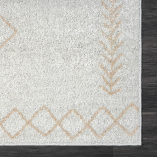HomeRoots 8' Cream Diamond Area Rug - Timeless Design for Cozy Living Spaces, Soft and Durable Foundation 8' X 10' 515922