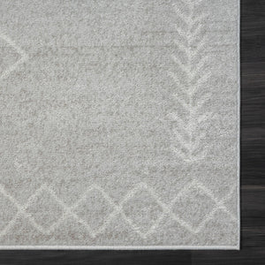 HomeRoots 8' Cream Diamond Area Rug - Timeless Design for Cozy Living Spaces, Soft and Durable Foundation 8' X 10' 515924
