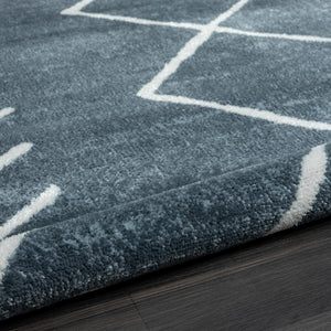 Homeroots 5' X 7' Blue Diamond Area Rug Gray Polypropylene 515927