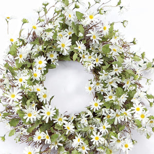 Homeroots 23" Green And White Artificial Spring Daisy Wreath  Polyester 516071