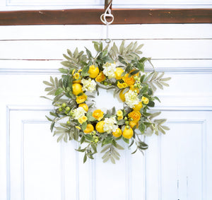 Homeroots 22" Green And Yellow Summer Lemon Artificial Wreath  Styrofoam 516089