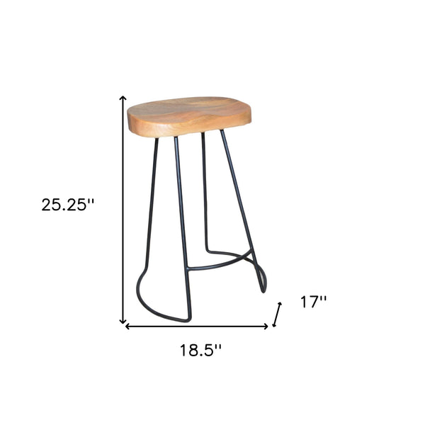 Homeroots Set Of Two 25" Natural And Black Steel Backless Counter Height Bar Chairs   516194