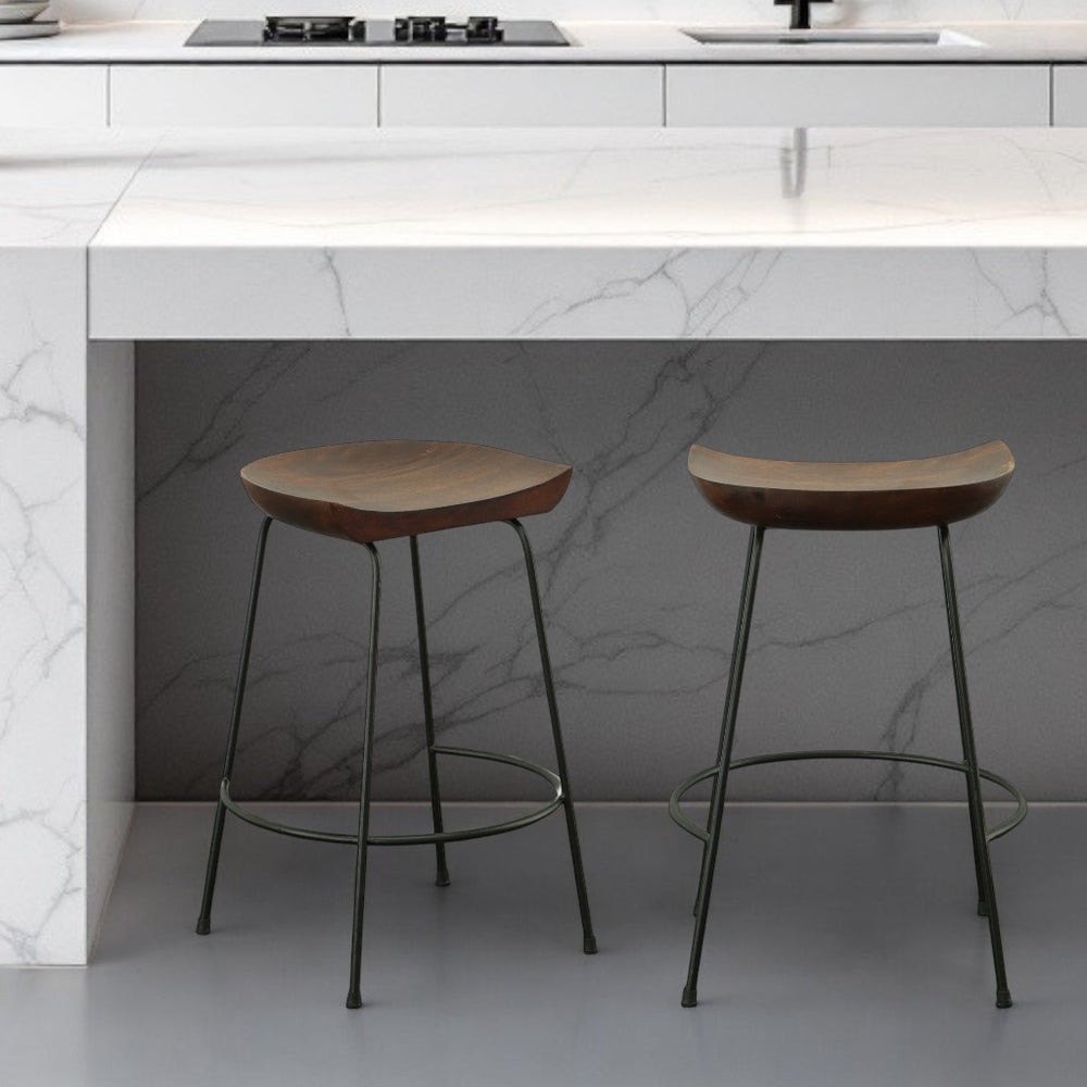 Homeroots Set Of Two 25" Chestnut And Black Steel Backless Counter Height Bar Chairs   516196