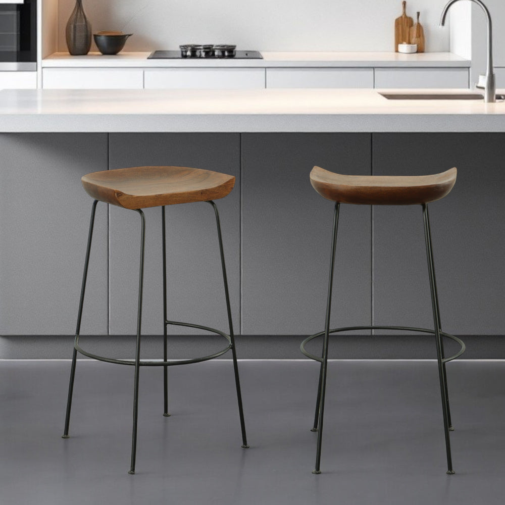 Homeroots Set Of Two 31" Chestnut And Black Steel Backless Bar Height Bar Chairs   516199