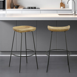 Homeroots Set Of Two 31" Natural And Black Steel Backless Bar Height Bar Chairs   516200