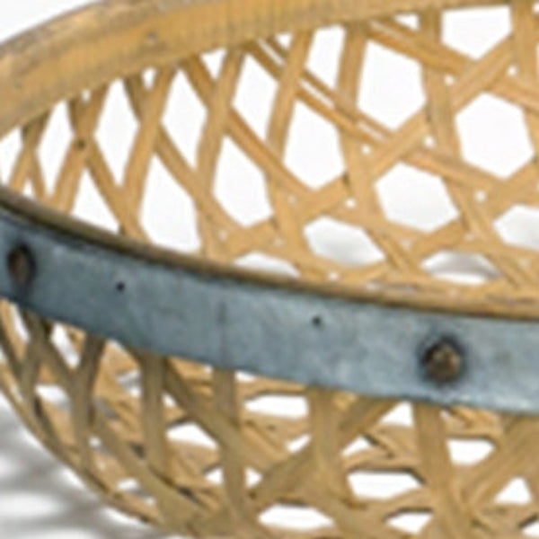 Homeroots Set Of Three Brown Round Solid Wood Serving Tray   516306