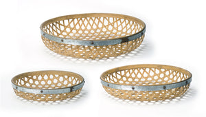 Homeroots Set Of Three Brown Round Solid Wood Serving Tray   516306