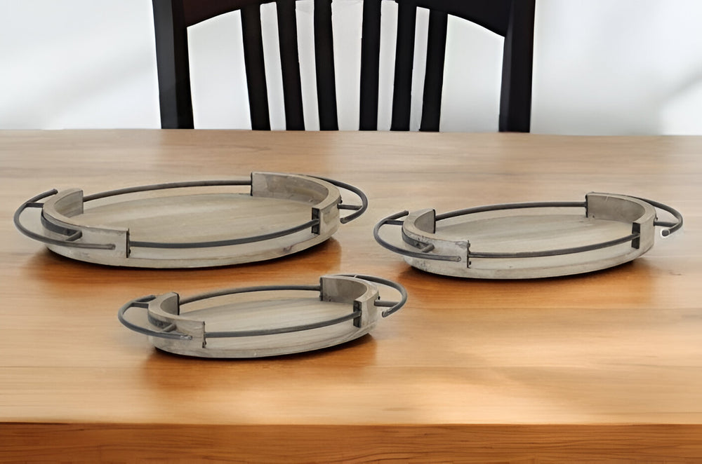 Homeroots Set Of Three Brown Oval Wood And Metal Serving Trays With Handles   516308