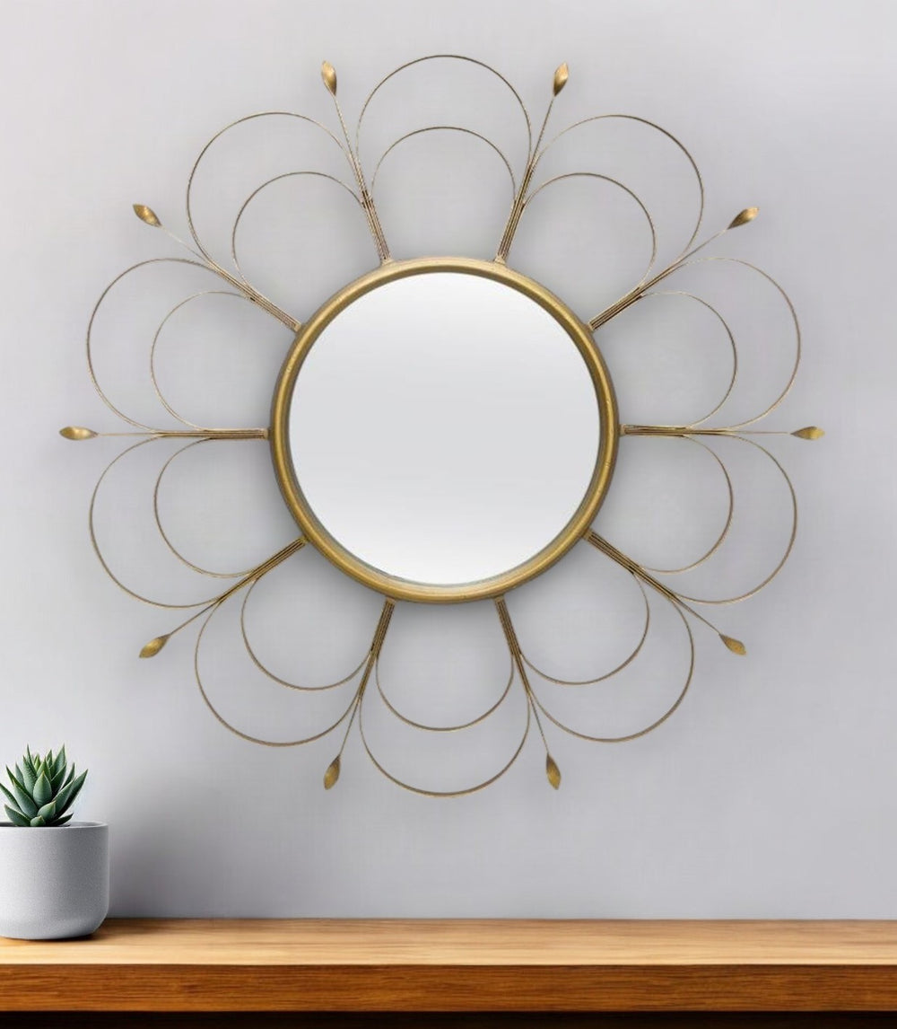 Homeroots 24" Gold Flower Iron Framed Accent Mirror   516357